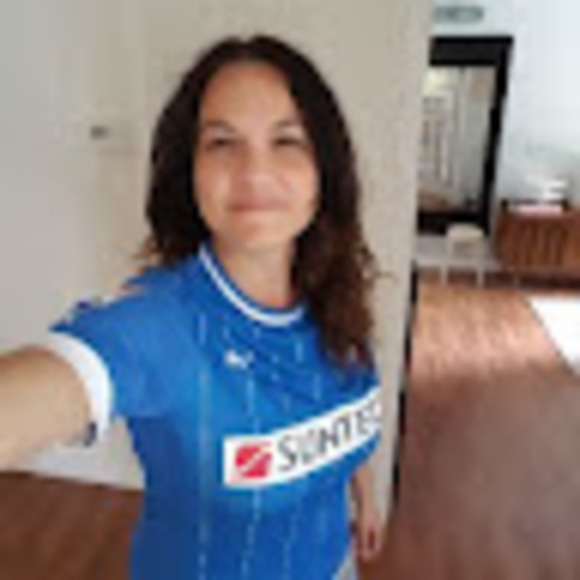 Meet your Posher, Doreen - Picture 1 of 1